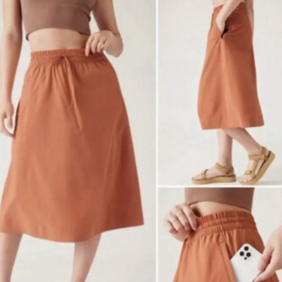 Athleta A-Line Skirt in Warm Brown - Picture 3 of 10